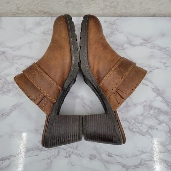 BOC Born Concepts Brown Leather Split Toe Buckel Heel Mule Women's Size 11 - Picture 6 of 14